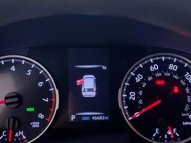 Photo of 2022 White Toyota RAV4