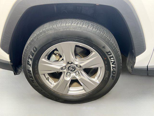 Photo of 2022 White Toyota RAV4
