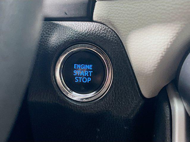 Photo of 2022 White Toyota RAV4
