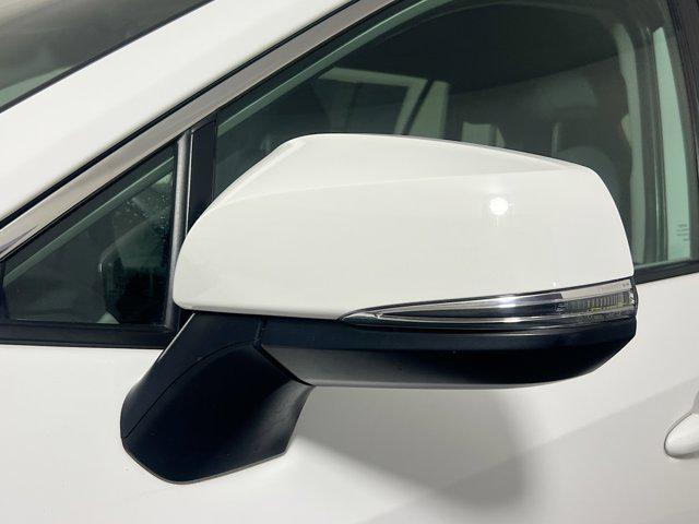Photo of 2022 White Toyota RAV4