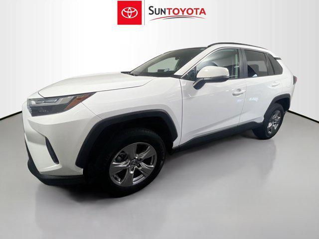 Photo of 2022 White Toyota RAV4