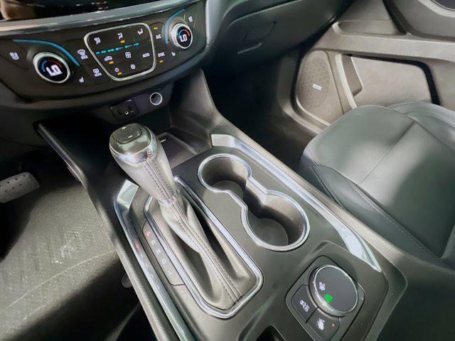 Photo of 2018 Mosaic Black Metallic Chevrolet Traverse