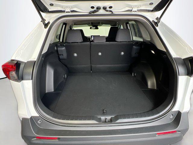 Photo of 2025 Ice Cap Toyota RAV4