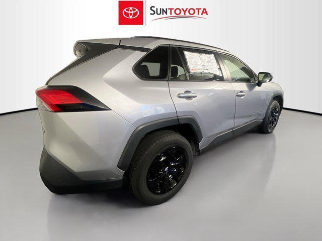 Photo of 2021 Silver Sky Metallic Toyota RAV4
