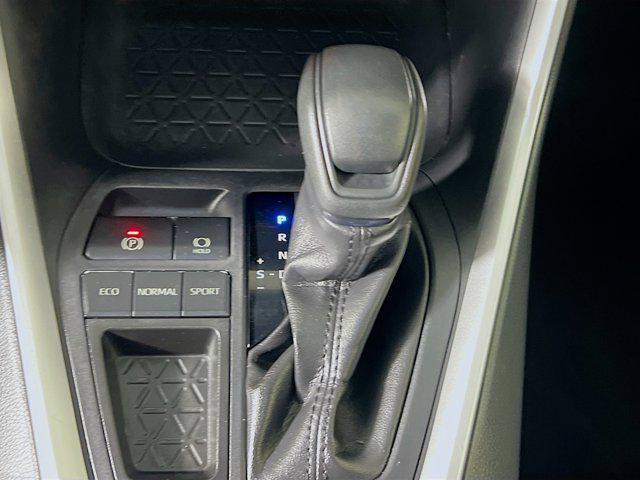 Photo of 2021 Silver Sky Metallic Toyota RAV4