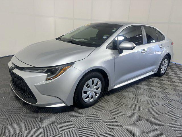 Photo of 2022 Classic Silver Metallic Toyota Corolla