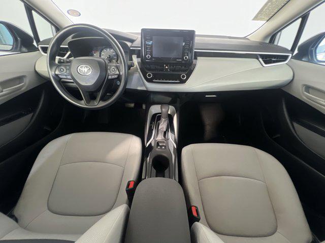 Photo of 2022 Classic Silver Metallic Toyota Corolla