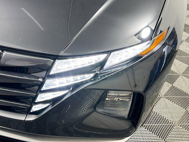 Photo of 2022 Phantom Black Hyundai TUCSON Hybrid