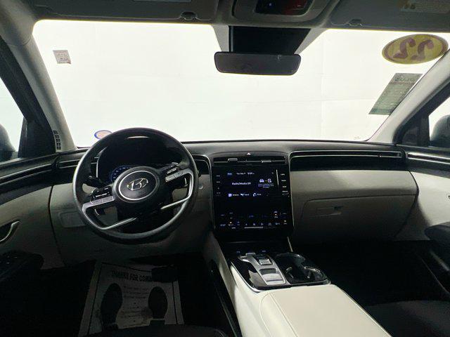 Photo of 2022 Phantom Black Hyundai TUCSON Hybrid