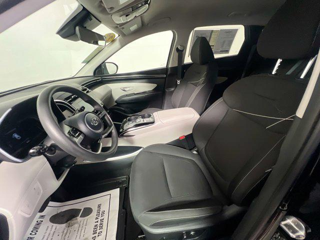 Photo of 2022 Phantom Black Hyundai TUCSON Hybrid
