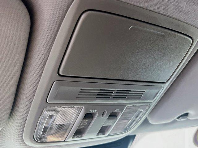 Photo of 2021 Platinum White Pearl Honda CR-V