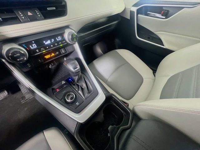 Photo of 2021 Midnight Black Metallic Toyota RAV4 Hybrid