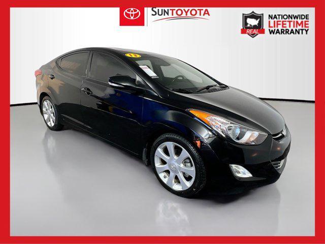 Photo of 2013 Shimmering White Hyundai ELANTRA