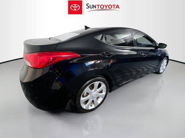 Photo of 2013 Shimmering White Hyundai ELANTRA