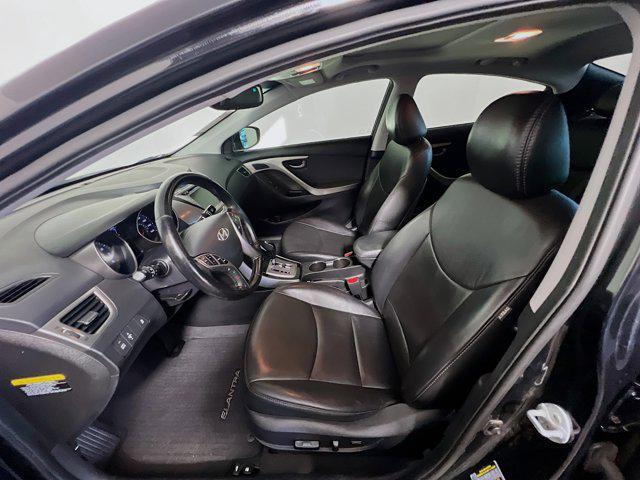 Photo of 2013 Shimmering White Hyundai ELANTRA