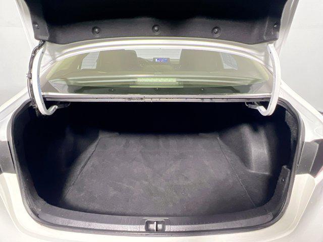 Photo of 2024 Ice Cap Toyota Corolla Hybrid