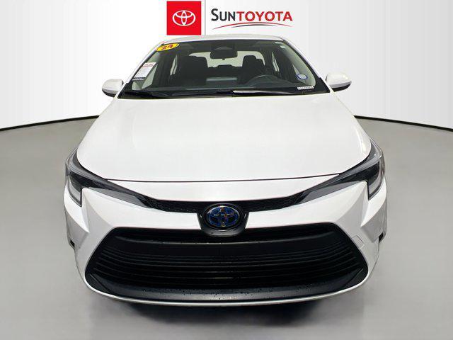 Photo of 2024 Ice Cap Toyota Corolla Hybrid