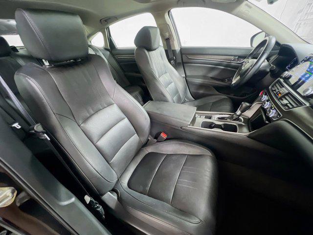 Photo of 2020 Crystal Black Pearl Honda Accord