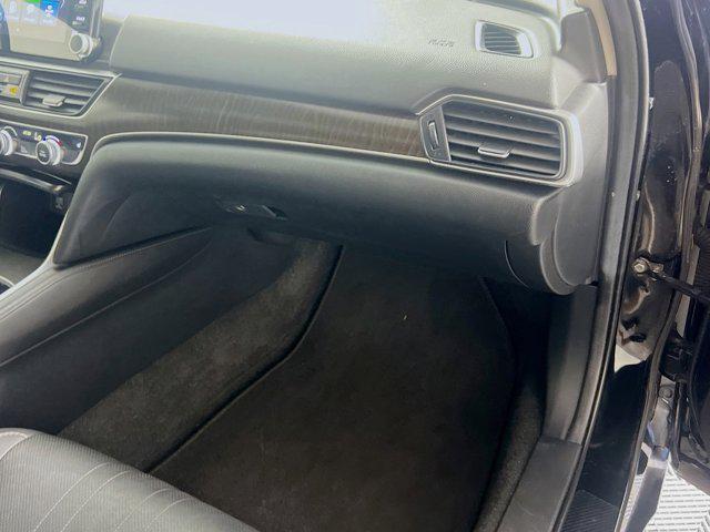 Photo of 2020 Crystal Black Pearl Honda Accord