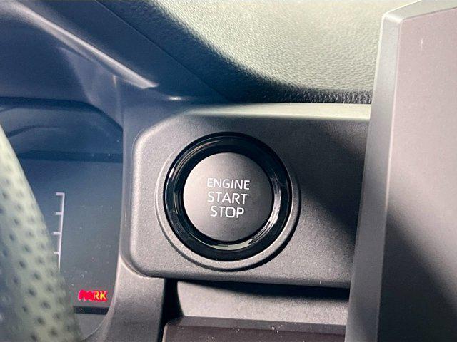 Photo of 2025 Ice Cap Toyota Tacoma
