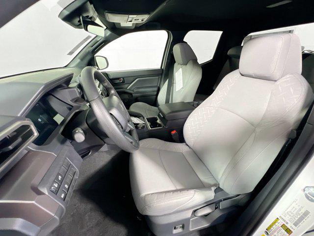 Photo of 2025 Ice Cap Toyota Tacoma