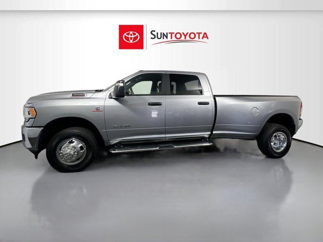 Photo of 2024 Billet Silver Metallic Clearcoat RAM 3500