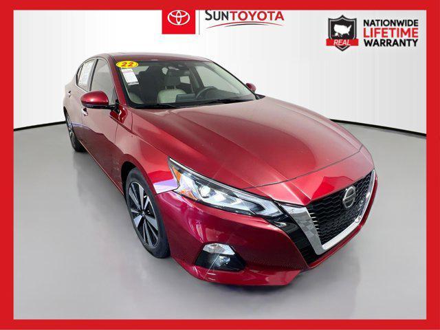 Photo of 2022 Scarlet Ember Tintcoat Nissan Altima