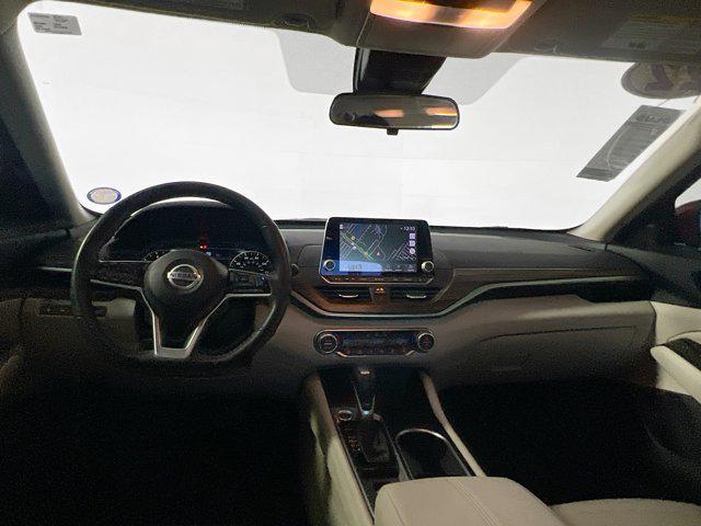 Photo of 2022 Scarlet Ember Tintcoat Nissan Altima