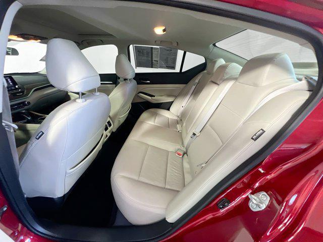 Photo of 2022 Scarlet Ember Tintcoat Nissan Altima