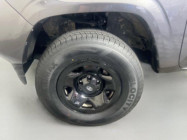 Photo of 2023 Magnetic Gray Metallic Toyota Tacoma