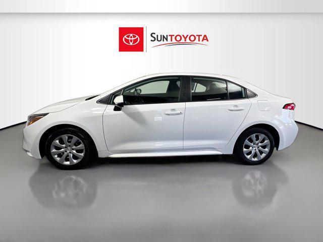 Photo of 2023 Ice Cap Toyota Corolla