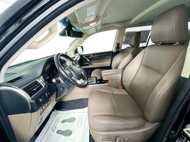 Photo of 2022 Black Onyx Lexus GX 460