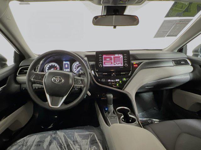 Photo of 2024 Ice Cap Toyota Camry