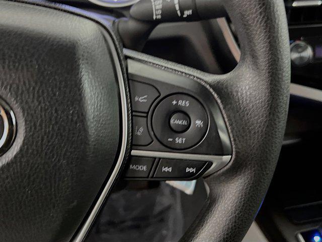 Photo of 2024 Ice Cap Toyota Camry