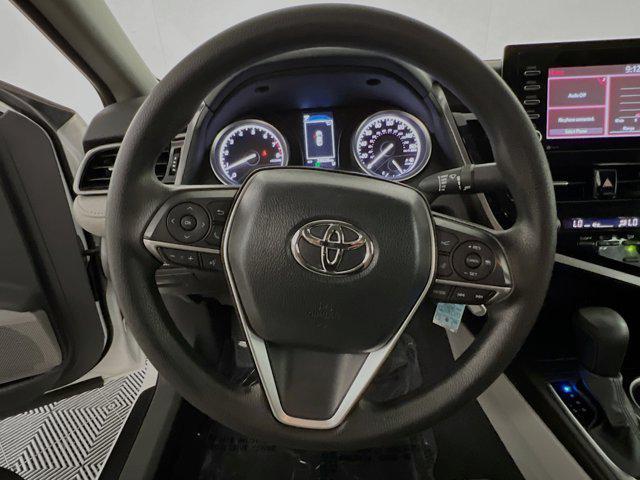 Photo of 2024 Ice Cap Toyota Camry