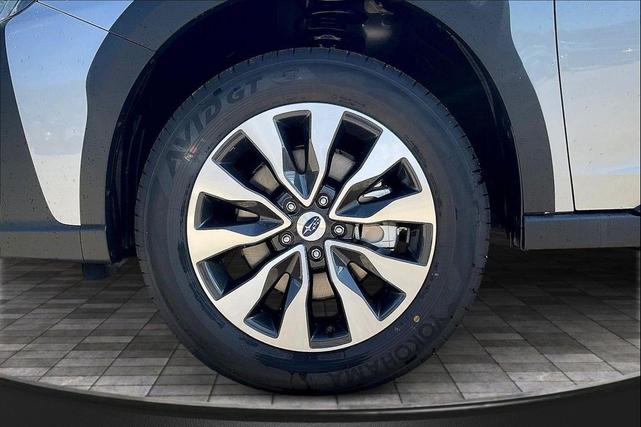 Photo of 2025 Ice Silver Metallic Subaru Outback