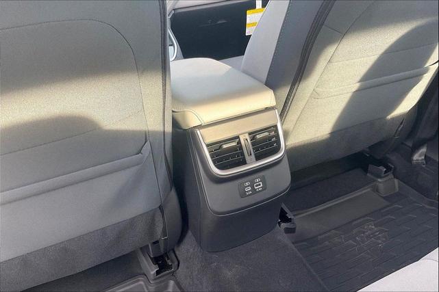 Photo of 2025 Crystal White Pearl Subaru Legacy