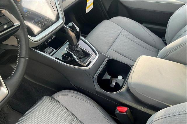 Photo of 2025 Crystal White Pearl Subaru Legacy