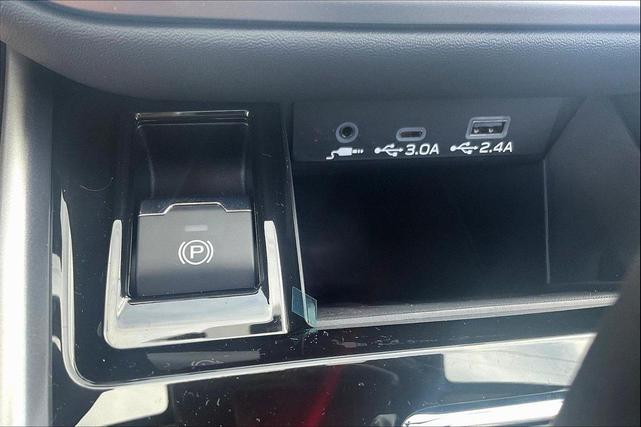 Photo of 2025 Cosmic Blue Pearl Subaru Outback