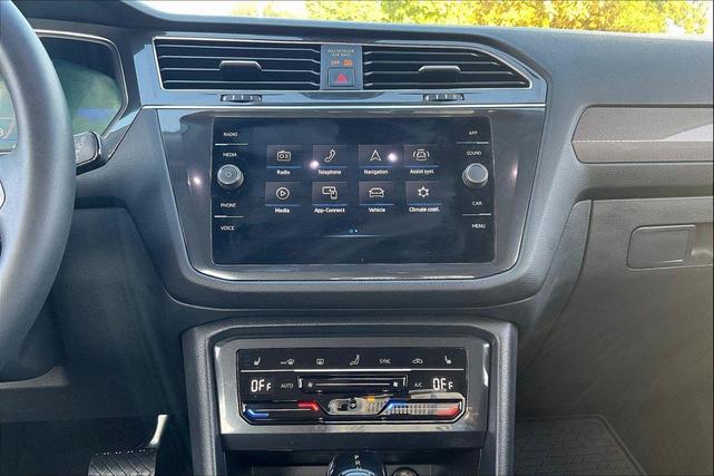 Photo of 2023 Silver Volkswagen Tiguan