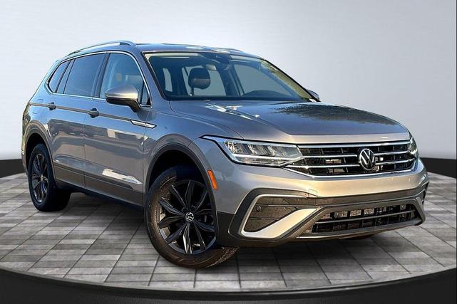 Photo of 2023 Silver Volkswagen Tiguan