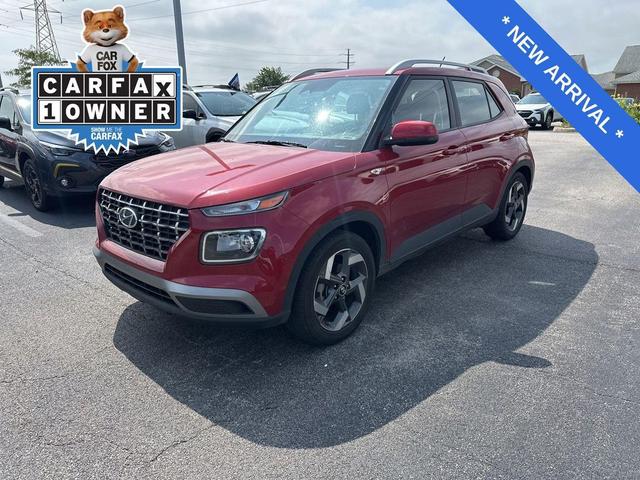 Photo of 2023 Scarlet Red Pearl Hyundai VENUE