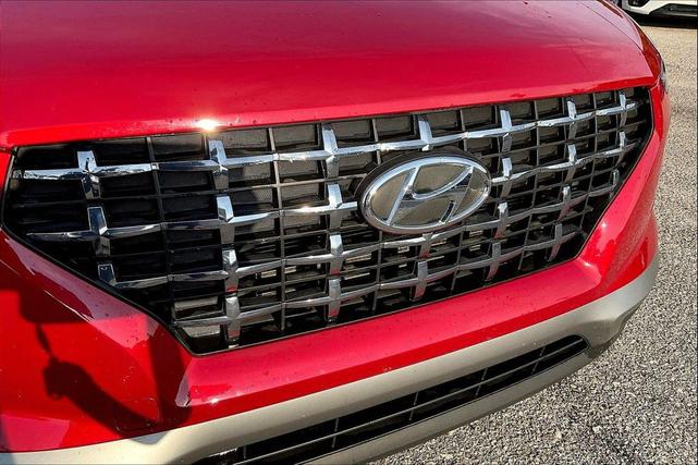 Photo of 2023 Scarlet Red Pearl Hyundai VENUE