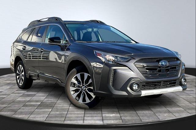 Photo of 2025 Magnetite Gray Metallic Subaru Outback