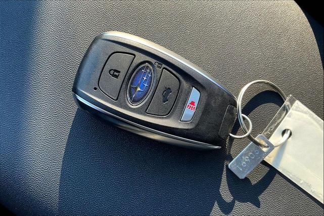 Photo of 2025 Magnetite Gray Metallic Subaru Outback