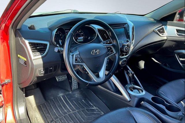 Photo of 2014 Boston Red Metallic Hyundai Veloster