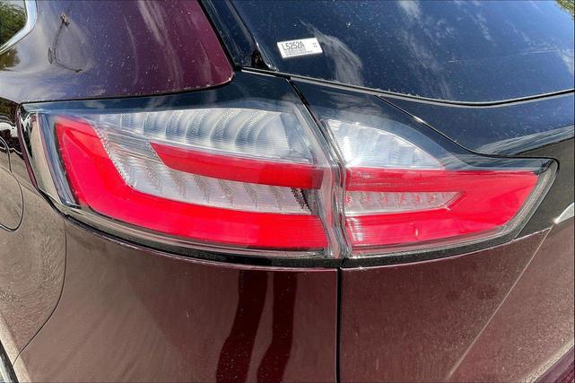 Photo of 2019 Burgundy Velvet Metallic Tinted Clearcoat Ford Edge