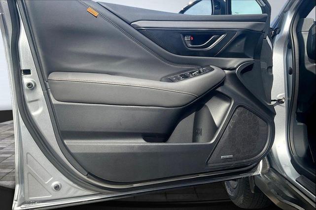 Photo of 2025 Ice Silver Metallic Subaru Outback