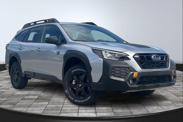 Photo of 2025 Ice Silver Metallic Subaru Outback