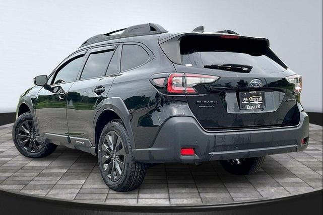 Photo of 2023 Crystal Black Silica Subaru Outback